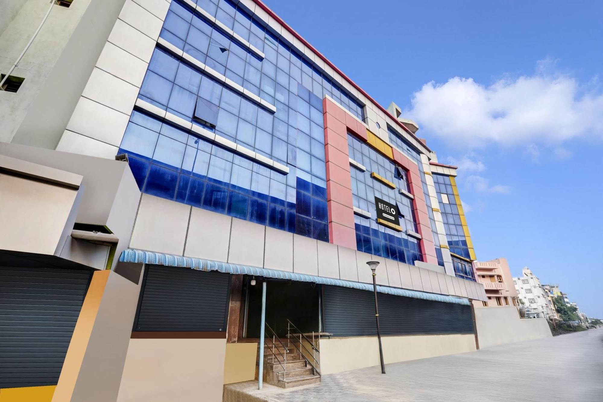 Super Hotel O Padmavathi Puram Near Railway Station 蒂鲁帕蒂 外观 照片
